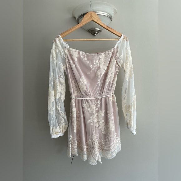 Pink Lace Romper - Picture 4 of 4